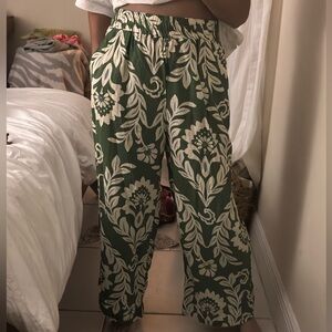 Wide leg green print pants